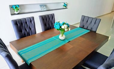 Depa de 3 recamaras con 3 baños completos climatizados y amueblado cuenta con alberca, vista al mar y a la isla de sacrificios en el piso 4.de a 128 m2 y 7:30 mts de frente al boulevard Manuel Ávila Camacho .