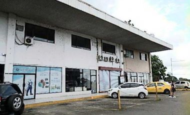 LOCALES EN PH CENTRO COMERCIAL EL CRUCE DE PEDREGAL