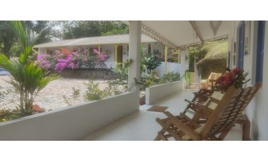 VENDO HERMOSA FINCA VERANERA, ACACIAS, META
