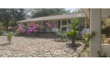 VENDO HERMOSA FINCA VERANERA, ACACIAS, META