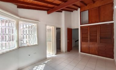 casa en venta en quinta oriental. Cod V31437