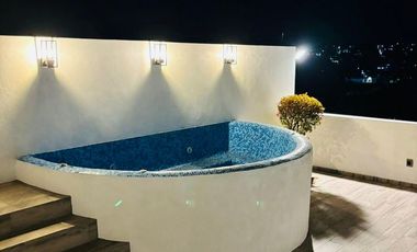 Casa Nueva,  en Fraccionamiento Las Brisas de Cuernavaca, Alberca