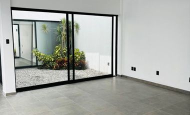 Casa Nueva,  en Fraccionamiento Las Brisas de Cuernavaca, Alberca