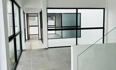 Casa Nueva,  en Fraccionamiento Las Brisas de Cuernavaca, Alberca