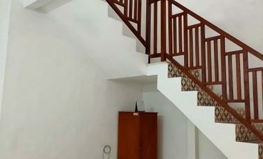 Rumah di Babatan Pilang 2 Lantai Siap Huni Dekat Royal Residence