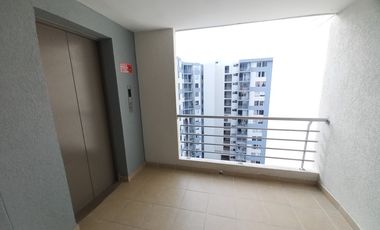 apartamento en arriendo en c.r mirador victoria piso 10. Cod A13954