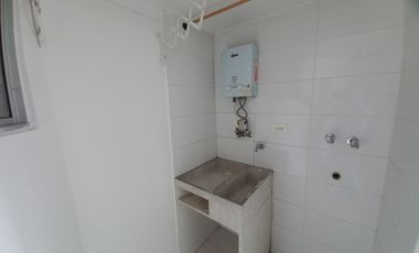 apartamento en arriendo en c.r mirador victoria piso 10. Cod A13954