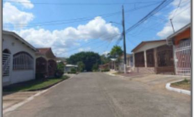 VENDO CASA EN ARRAIJAN ALTAMIRA 3R