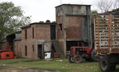 EXCELENTE QUINTA TIPO GRANJA DE SIETE HECTÁREAS EN BARRIO MALAVER PARTIDO DE MORENO PROVINCIA DE BUENOS AIRES