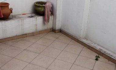 ALQUILER DEPARTAMENTO SAN JUSTO DOS AMBINETES ,PLANTA BAJA AL FRENTE CON PATIO ,SIN ANIMALES