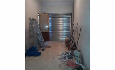 CASEROS-LOCAL EN VENTA 20 M2 EN VENTA-ZONA COMERCIAL