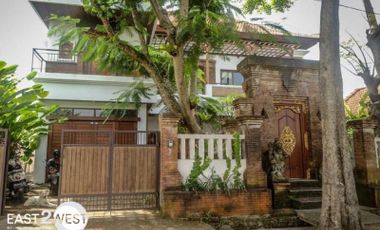 Dijual Rumah Villa Ubud Gianyar Bali Lokasi Super Strategis Siap Huni Ada Kolam Renang