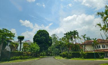 Kavling dengan pemandangan view GUNUNG DAN GOLF di Rancamaya Golf Estate Bogor