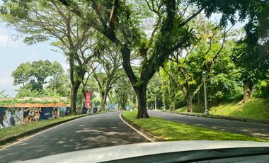 Kavling dengan pemandangan view GUNUNG DAN GOLF di Rancamaya Golf Estate Bogor