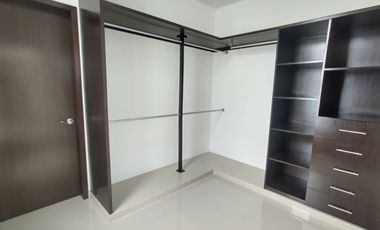 Casa en venta con alberca y esquina Fracc. Residencial las Palmas, Medellín, Ver