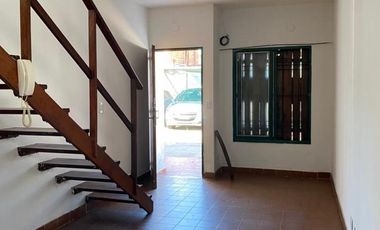 Departamento en venta, Ramos Mejia -Duplex dos ambientes