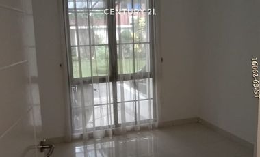 Disewakan Rumah Siap Huni Dalam Cluster Discovery Bintaro
