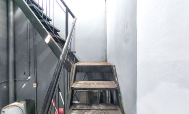 Rumah Strategis 8 Mnt ke Mall Paradise Walk Serpong Siap Huni J-30790