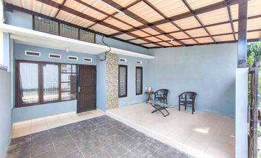 Rumah Strategis 8 Mnt ke Mall Paradise Walk Serpong Siap Huni J-30790