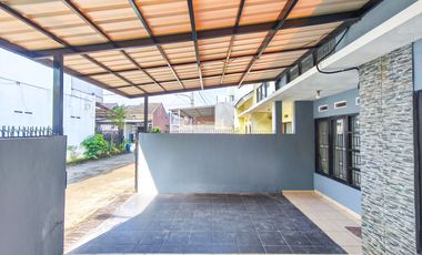 Rumah Strategis 8 Mnt ke Mall Paradise Walk Serpong Siap Huni J-30790
