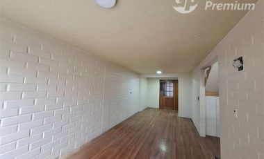 Arriendo Casa 3D 2B Sala de Estar 1 Estac. Techado UF 3.321