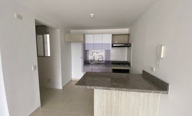 COD. 11037 - SE ARRIENDA APARTAMENTO - BARRIO: ALICANTE