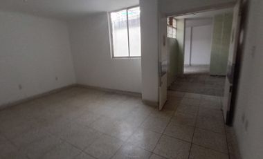 local en arriendo en el centro. Cod A124303