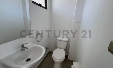 Se arrienda acojedora casa en Costa Laguna