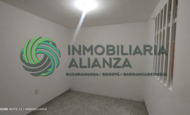 casa en arriendo en lagos del cacique. Cod A17279