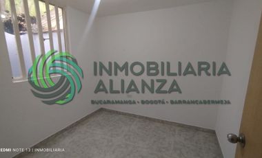 casa en arriendo en lagos del cacique. Cod A17279