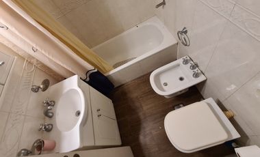 Alquiler Temp · Departamento · Dos ambientes · Vista a la plaza - Av. Colón 2134