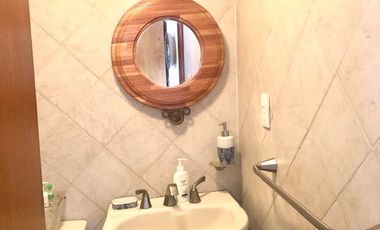 CASA EN VENTA CON USO DE SUELO COMERCIAL Y HABITACIONAL, MAGDALENA CONTRERAS