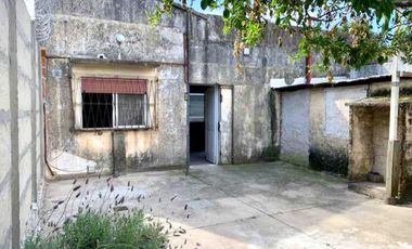 Casa PH en venta en Wilde