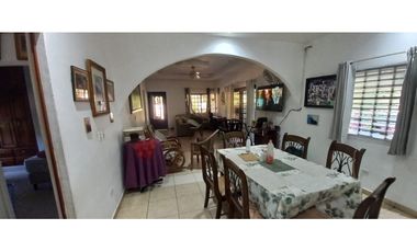 VENTA DE CASA EN PENONOME CON 1,400 MT2 - SOBRE LA VIA INTERAMERICANA