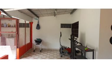 VENTA DE CASA EN PENONOME CON 1,400 MT2 - SOBRE LA VIA INTERAMERICANA