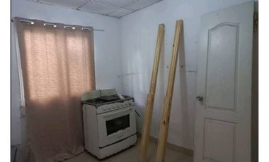 Venta de Acogedora Casa Amoblada  Barriada Cerca a La Autopista