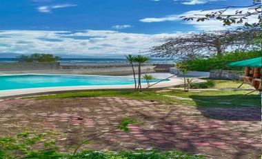 HOUSE AND LOT BEACH FRONT FOR SALE in Calatagan, Batangas