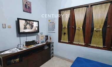 Rumah Modern 2 Lantai Berada Di Dalam Perumahan One Gate System