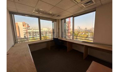 SE ARRIENDA OFICINA EXCELENTE SECTOR VITACURA