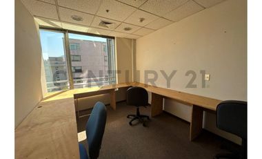 SE ARRIENDA OFICINA EXCELENTE SECTOR VITACURA