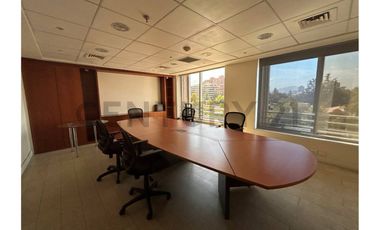SE ARRIENDA OFICINA EXCELENTE SECTOR VITACURA