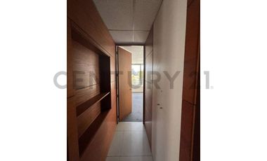 SE ARRIENDA OFICINA EXCELENTE SECTOR VITACURA