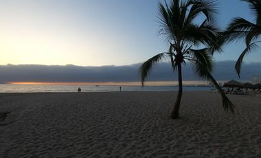 Departamento en preventa Puerto Vallarta zona hotelera | LIM