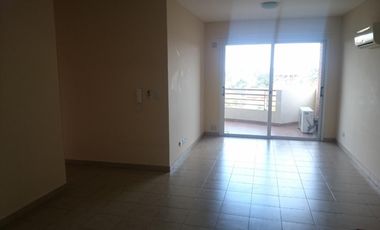 Departamento en edificio Solar de la Araucaria.