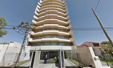 Departamento en edificio Solar de la Araucaria.