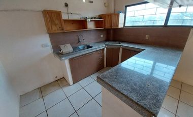 Puerto Cayo - Beach House: Se Vende Casa en Zona Rural y Cerca del Mar en Puerto Cayo