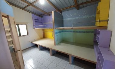 Puerto Cayo - Beach House: Se Vende Casa en Zona Rural y Cerca del Mar en Puerto Cayo