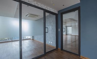 SE ALQUILA OFICINA DE 662 MTS EN OBARRIO