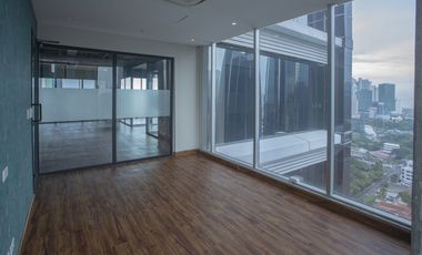 SE ALQUILA OFICINA DE 662 MTS EN OBARRIO