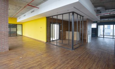 SE ALQUILA OFICINA DE 662 MTS EN OBARRIO